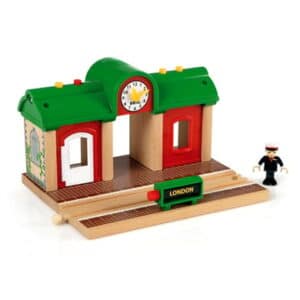 BRIO® WORLD Sprechender Bahnhof 33578